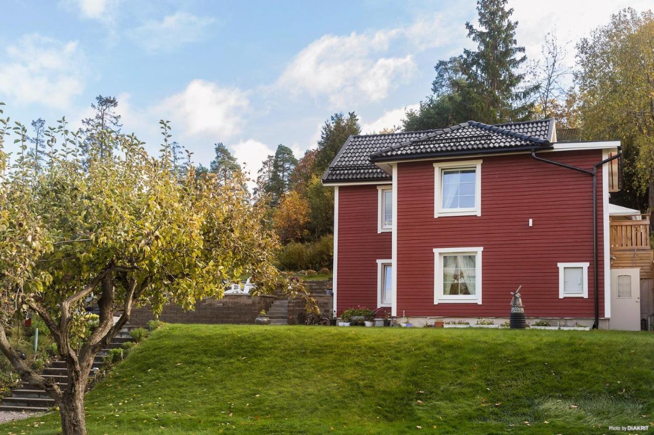 Charming Apartment In A Red House In Stockholm Estocolmo Exterior foto