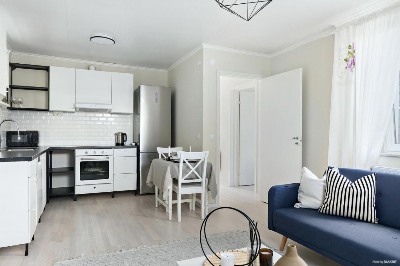 Charming Apartment In A Red House In Stockholm Estocolmo Exterior foto